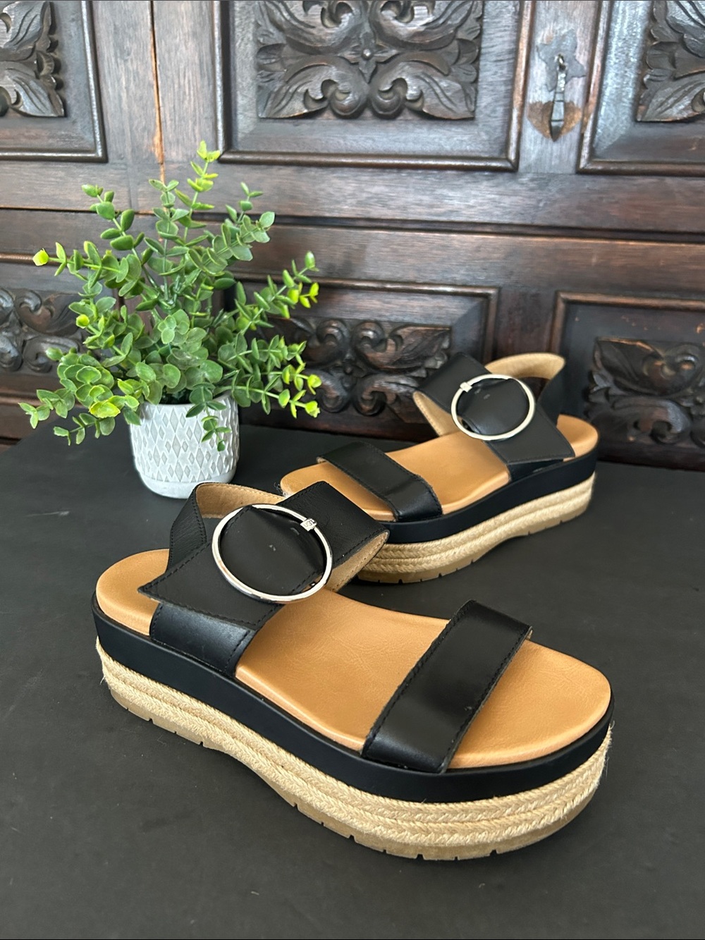 UGG Black Leather Platform Espadrille Sandals with Silver Buckle - Picture 15 of 15